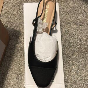 Dream Pairs Black Slingback low  Heels Sz 8.5 NIB